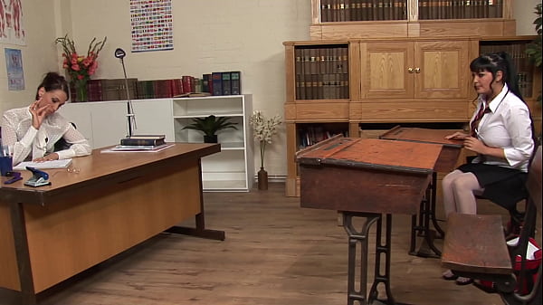 Jasmine Black Lets Cindy Behr Earn Some Extra Credit