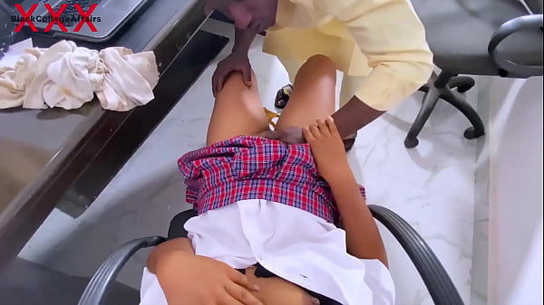 SCHOOL TIME SEX WITH NUTS ALL OVER THE BIG FINE ASS. PLEASE SUBCRIBE TO RED