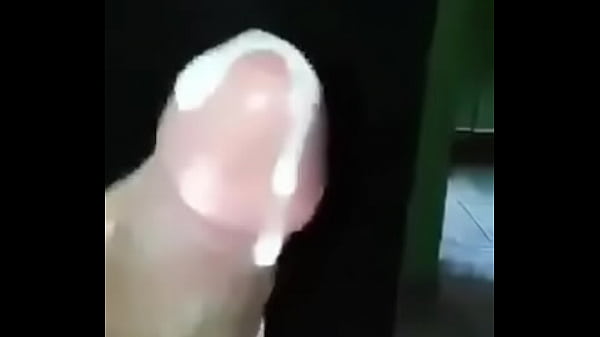 Moreno vergon se corre leche de nieve 1