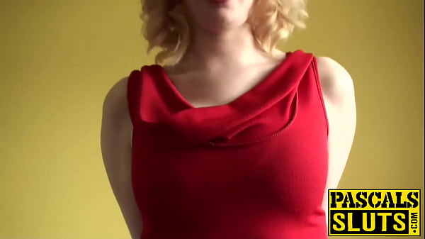 Busty blonde chick Jessica Jensen doing it all by herself