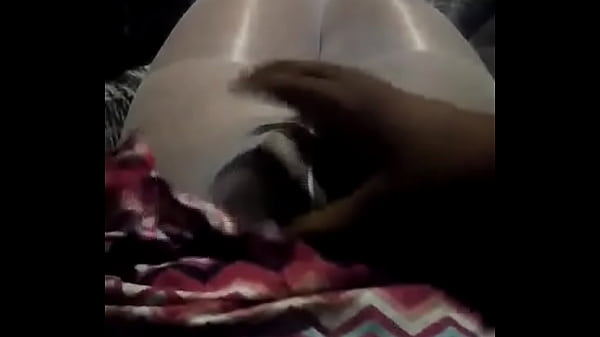 Download Video - Mi vestido de ni&ntilde;a