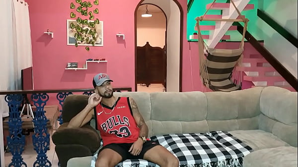 Download Video - Comi o meu vizinho