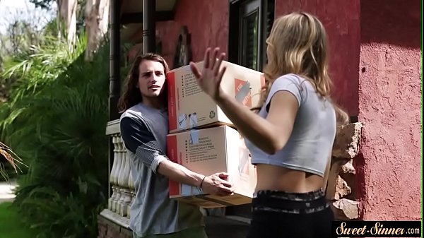 Download Video - Cockriding teen pussy banged outdoors