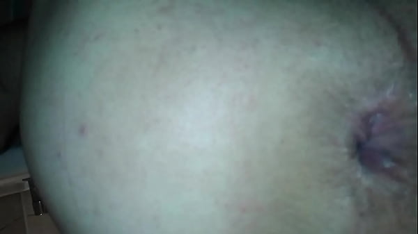 Jeune Garçon Hétéro Jouant Avec Le Cul Vierge