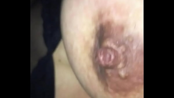 Las tetas de mi mujer saltando