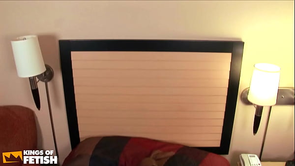 Tattooed BBW have orgasm while a black guy smas...