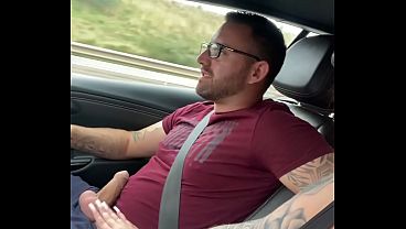 Maddison black sucks big white cock for a lift home to repay taxi man