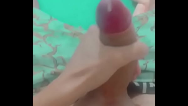 Minet Jouit En Se Faisant Baiser