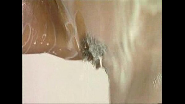 thumb milky bath