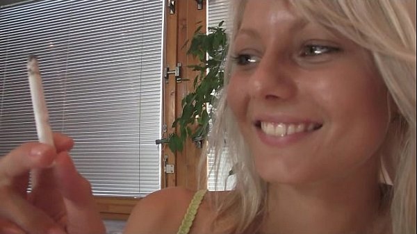 Pinky June pussy smoking fetish video!