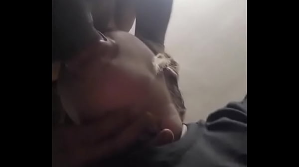 little bitch sucks it very well and I put it in four