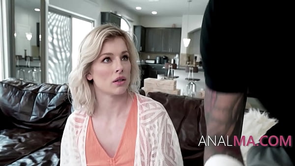 Motheroftheyear - Pleading With The Coach With Anal | AnalMa
