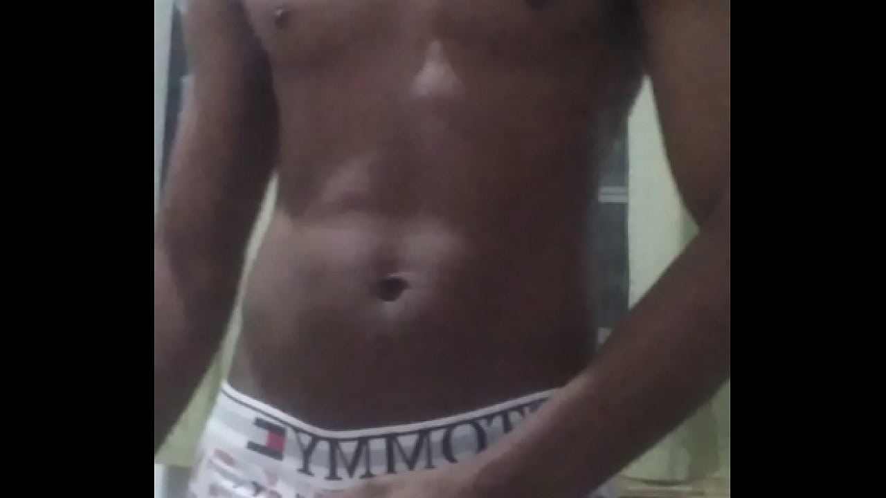 Gozando para Jadyy - Amante Negro
                   cum solo cam boy gozada leite negro amante personalizado muchos negros