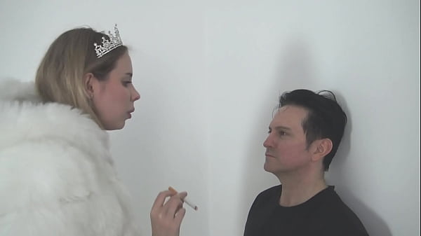 Giantess Face Slapping & Ashtray!