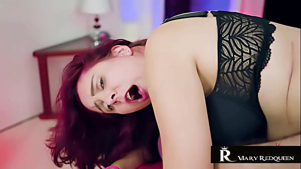 NAUGHTY MOTORCYCLE COURIER FORGOT HIS MACHINE AND I PAID WITH MY PUSSY