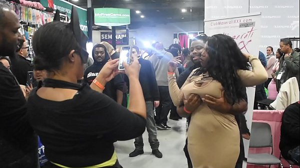 Duke at Exxxotica NJ 2017
