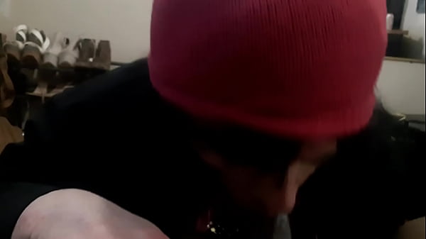 tranny sucking a BBC
