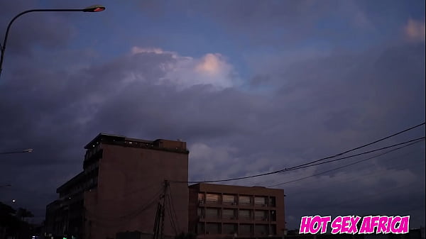 mon mec me  baise devant mes beaux parent