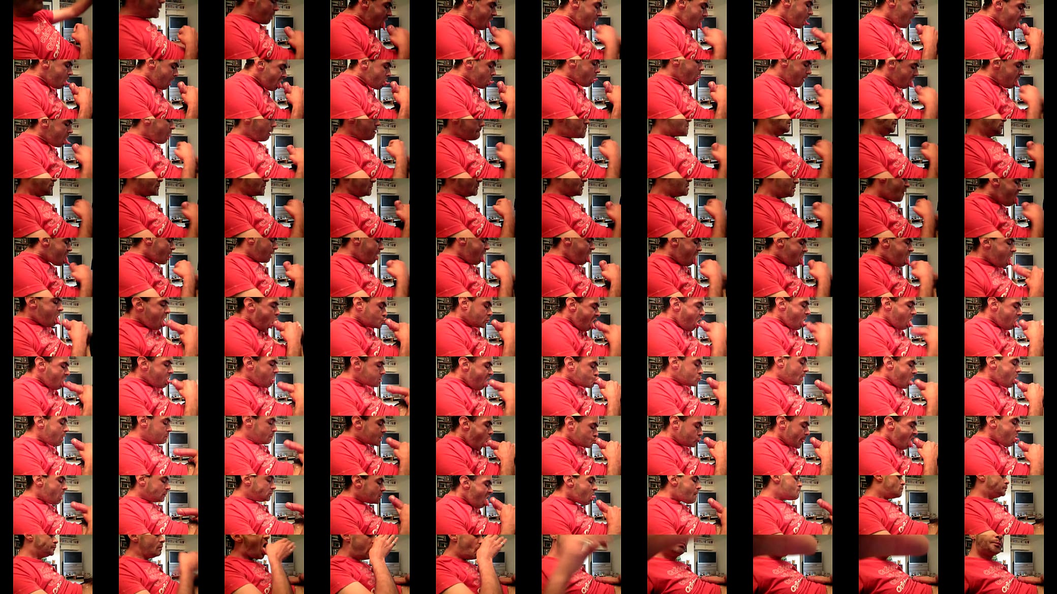 Sucking myself 预览图