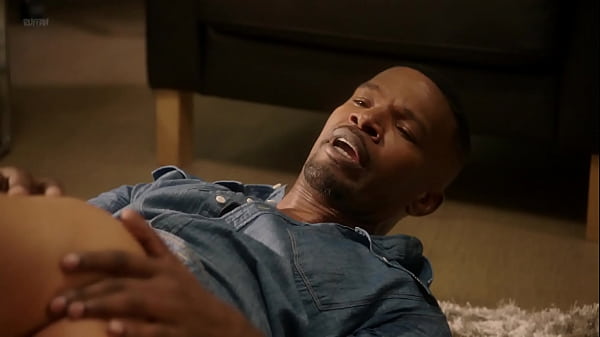 Elizabeth Ruiz - White Famous