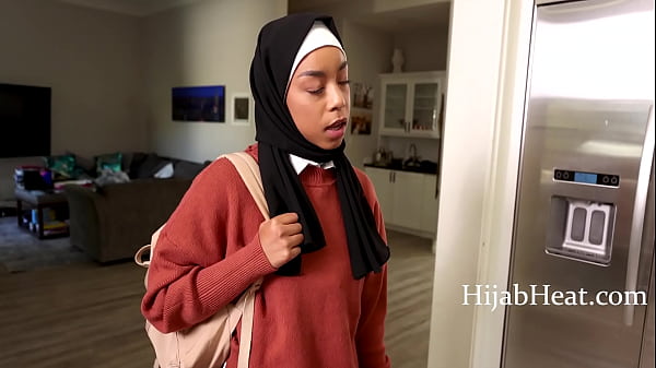 Hijab Teen Learns The American Way From Family