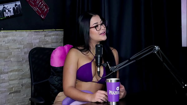 I would like to take naughty photos, the family doesn't accept it but respects it, I want to record with Jefão, and my ideal would be... - Ingridi Victória (SHEER RED)
