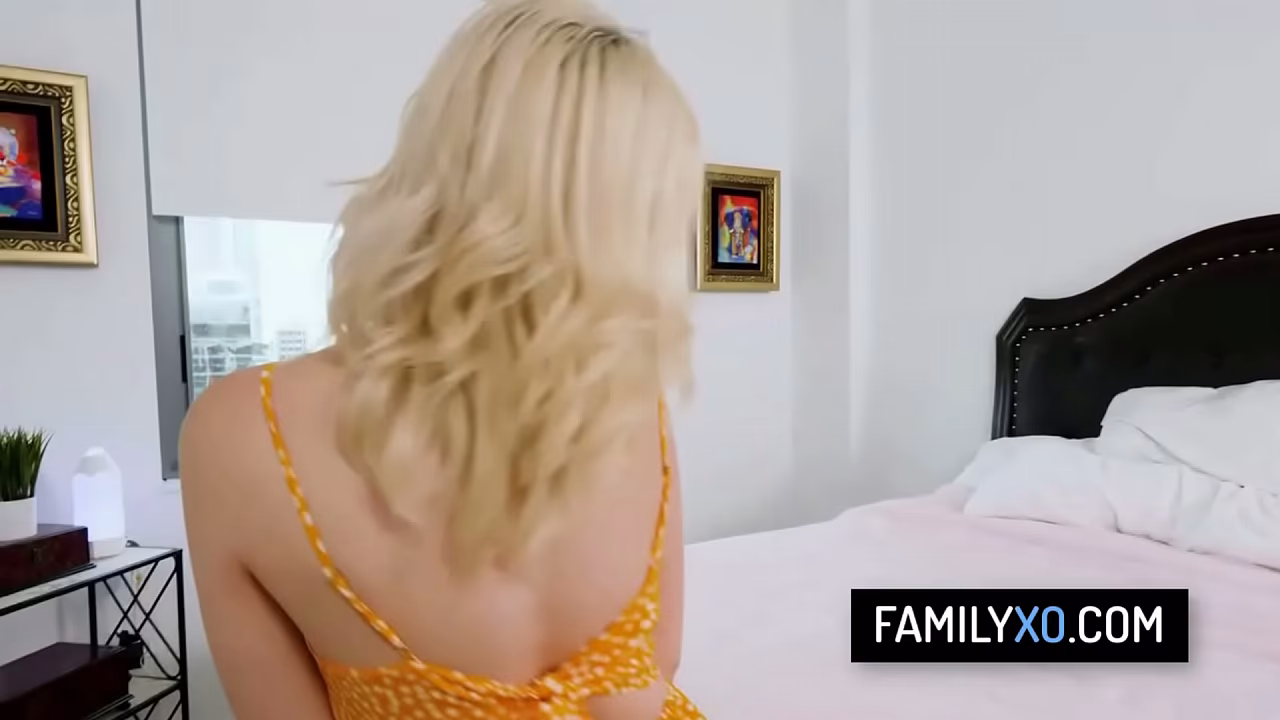 Blonde babe POV sex with stepdaddy - Madison Summers