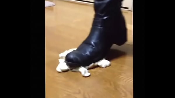【fetish】Cream puff food crush Boots.