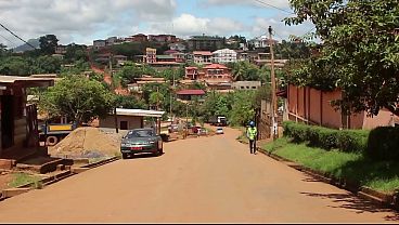 EVASIVE ANGLES Young Thunder Ass. SC 3 She wants to play a game of tennis with your balls