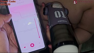The SKULL MAN toy from BEYOURLOVER is so realistic that he cums inside while I'm sucking his balls