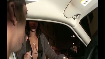 Nikole Richie Is A Horny Black Alley Cat