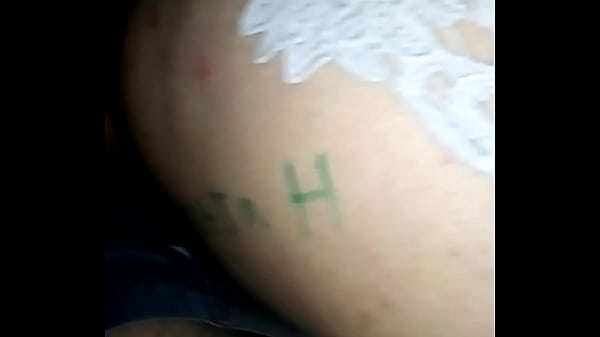 Download Video - Sac&aacute;ndole los p&period; Ami vieja