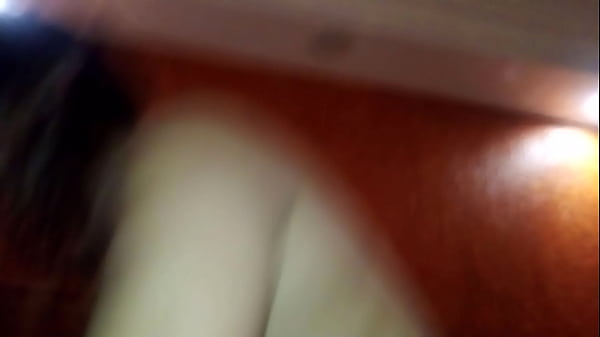 Download Video - Con faldita 2