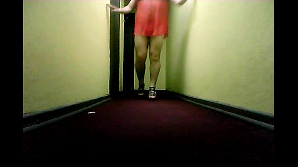 thumb princess in red