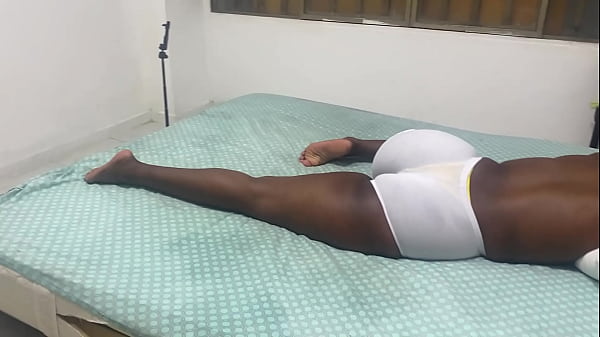 My stepmother transparently asks me to fuck her and make her come.