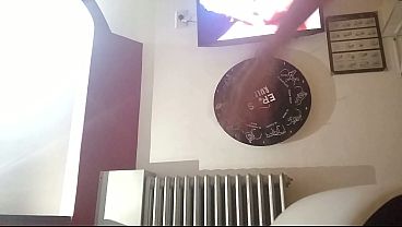 thumb playing roulette