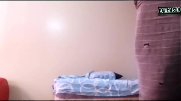 Quick sex for money with prostitute rides cock. Give me your cum!