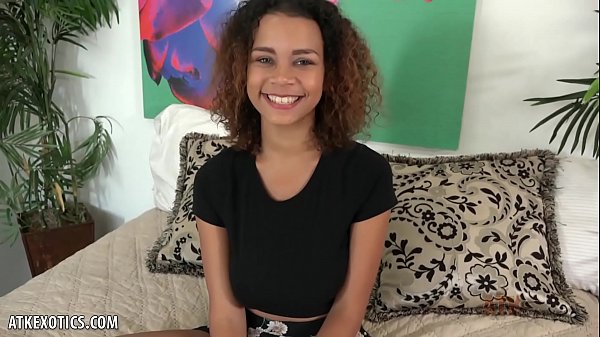 Get to know Raven Redmond and her juicy pussy