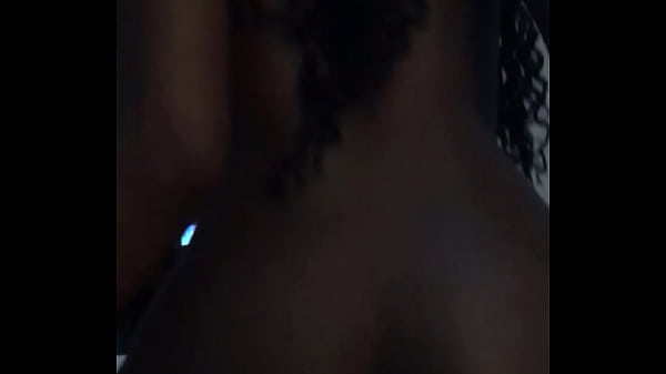 thumb reverse cowgirl