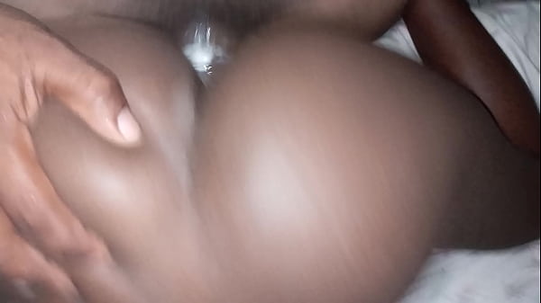 Une Jeune Fille Infidèle Se Fait Bien Baiser