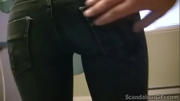 Download Video - Sexy Girlfriend Gives Her Boyfriend A Blowjob On The Stairs