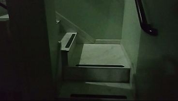 Me surpreendi com essa f&atilde; que venho experimentar meu pau com gosto