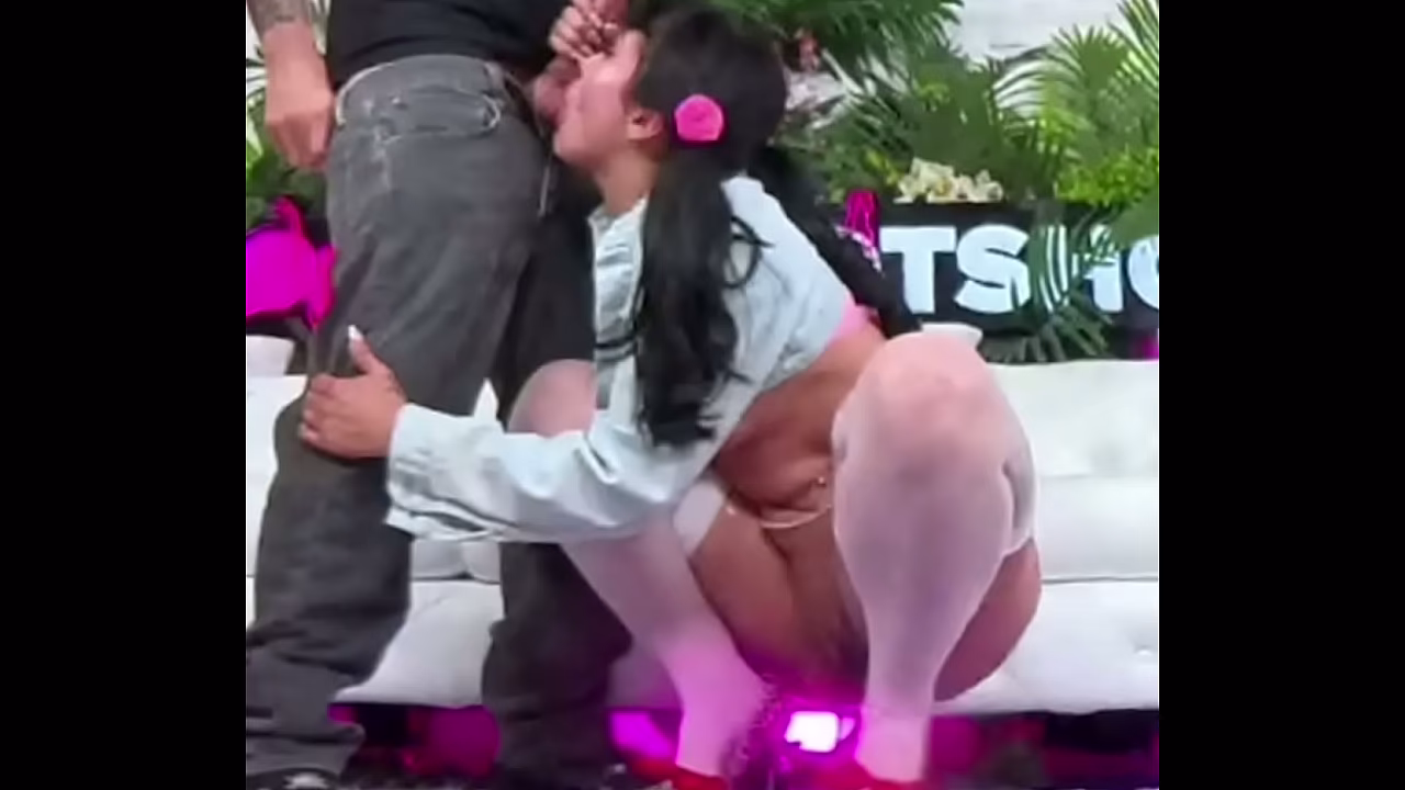 Gorgeous Beca Barbie Meets Up With Nade Nasty For Extreme Sex!