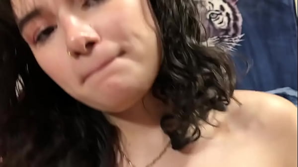 18YO FIRST TIMER GRACIE GETS FUCKED SHE FEELS THE ITALIAN POUND MACHINE MAXXX LOADZ