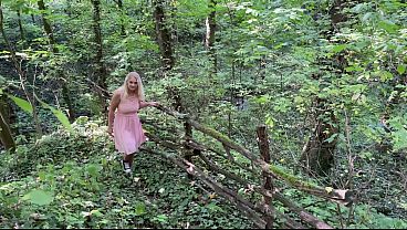 Mommy is doing well in forest
