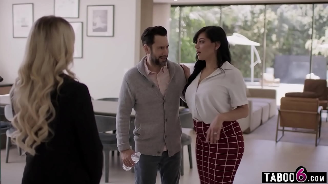 La agente inmobiliaria MILF Lilly Bell hace que su marido engañe a su esposa latina Mona Azar
                    blonde pornstar milf cheating chinese reality taboo husband stepmom infidelity milf sex milf hardcore blonde milf reality porn milf porn milf blowjob milf pornstar taboo sex cheating sex taboo porn pure taboo pornstar sex lilly bell fanki muchos negros