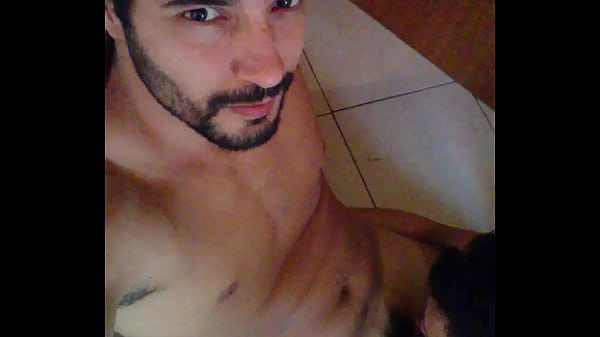 Download Video - MARCOS GOIANO - CARINHA GULOSO CHUPANDO MEU PAU