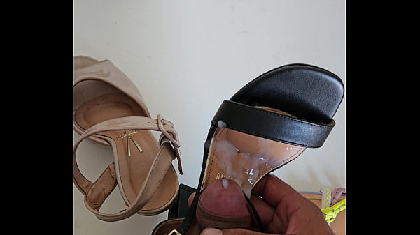 Gozando no salto vizzano da esposa