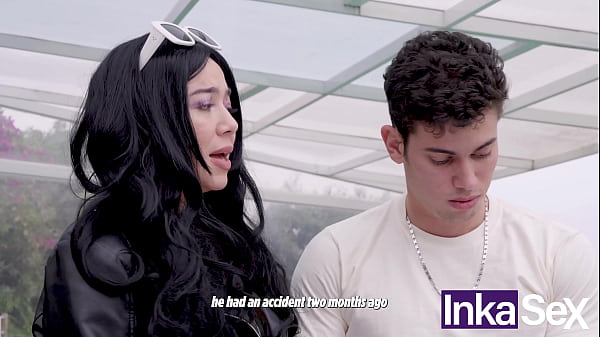 Download Video - Colombiana de vagina perfecta se folla a paciente delante de su esposa hasta sacarle toda la leche&period;