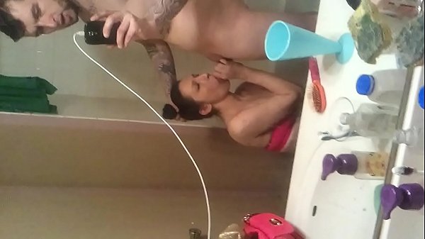 thumb tied up